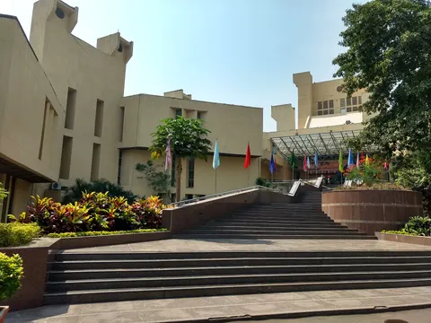 Wide steps leading up to the entrance of the Nehru Science Centre in Worli